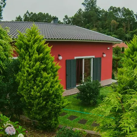 Nyaraló Spacious House In With Terrace And Parking Included *